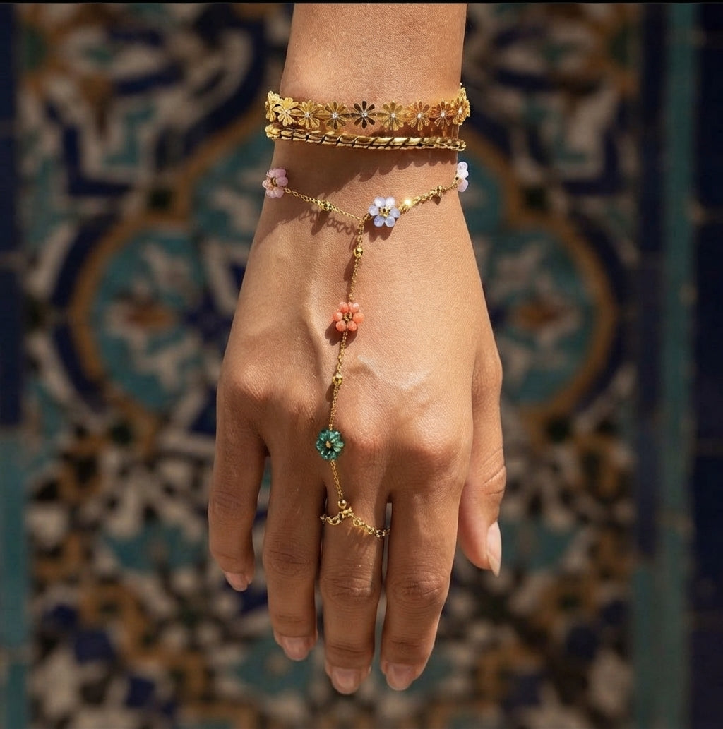 DAISY COLORFUL HAND CHAIN